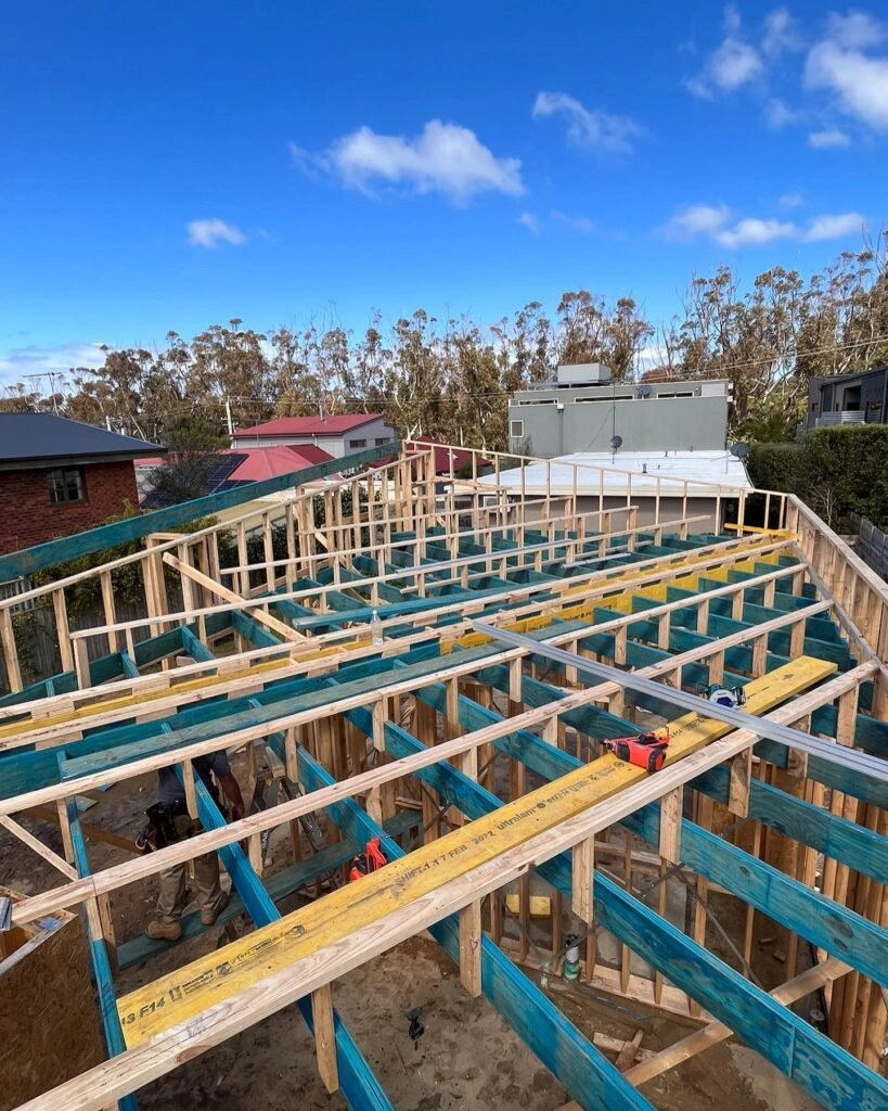 olderly4-1-819x1024 Carpentry structure